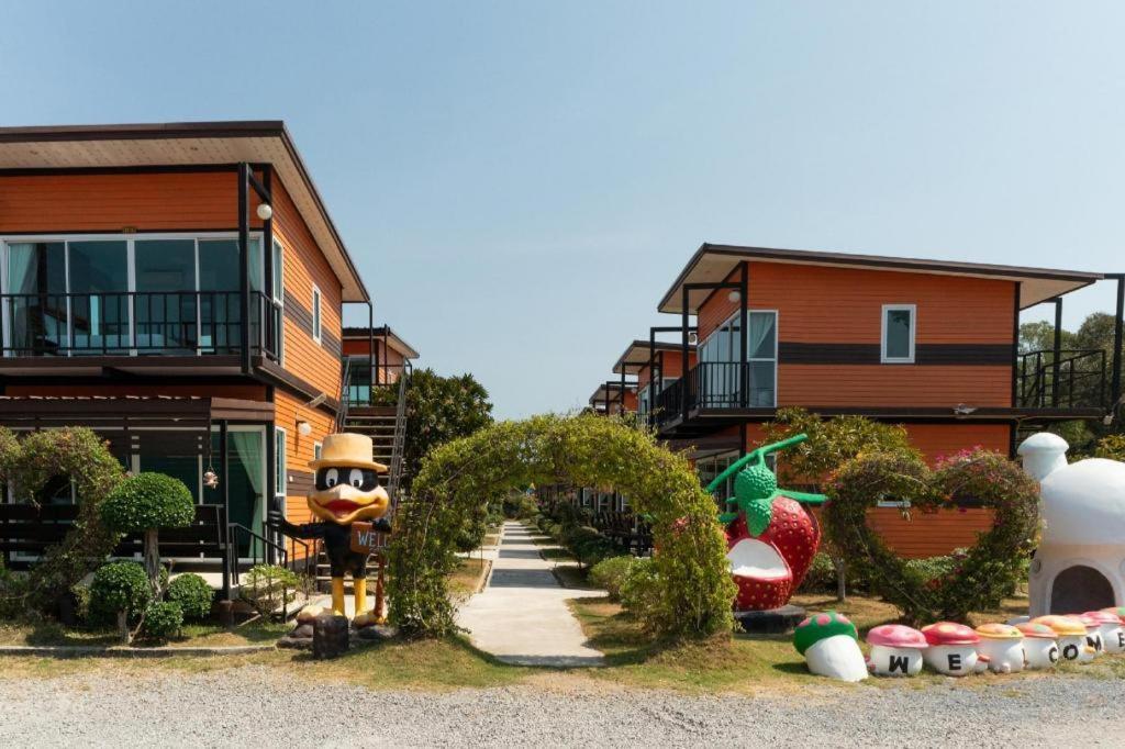 Oyo 755 Rattana Resort Ko Lanta Dış mekan fotoğraf