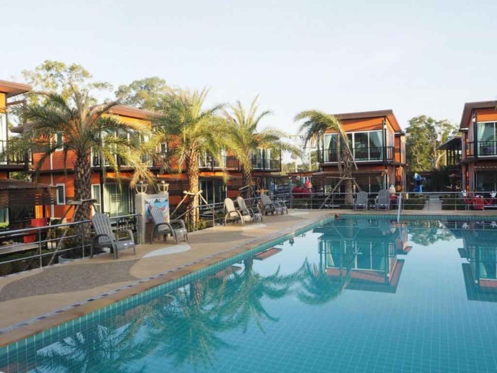 Oyo 755 Rattana Resort Ko Lanta Dış mekan fotoğraf
